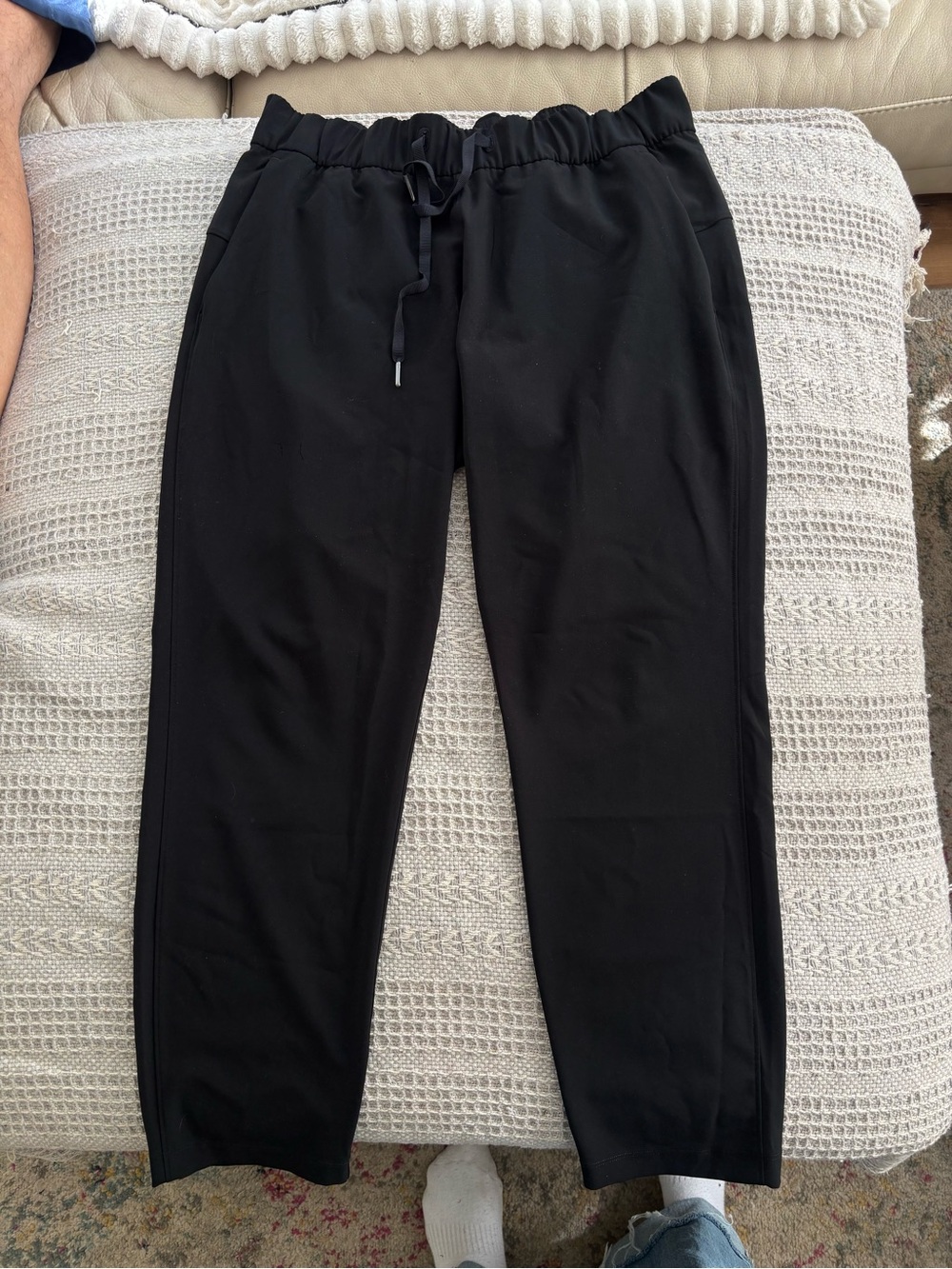 Lululemon Women’s size 8 On the Fly Pants NEW